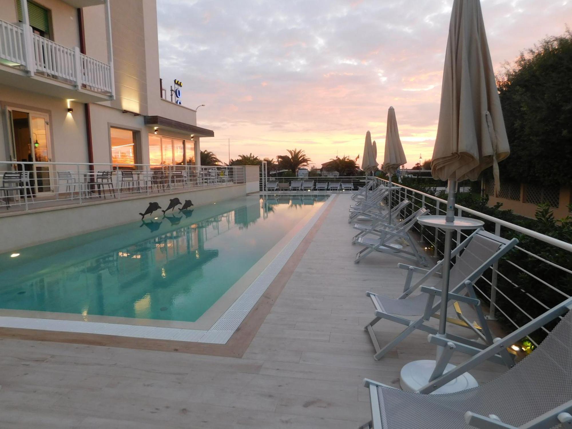 Hotel Oceano Marina di Pietrasanta Ngoại thất bức ảnh