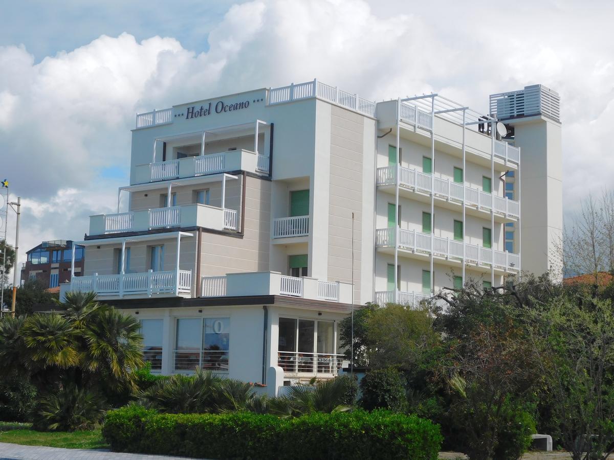 Hotel Oceano Marina di Pietrasanta Ngoại thất bức ảnh