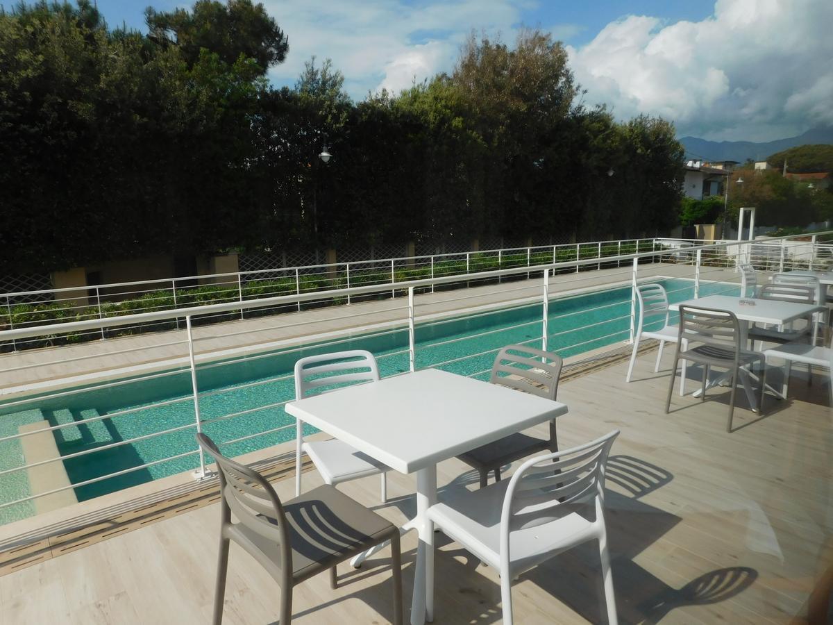 Hotel Oceano Marina di Pietrasanta Ngoại thất bức ảnh
